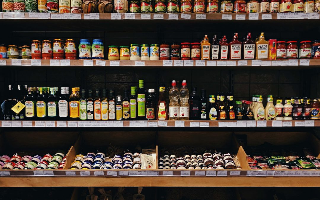 Off-the-Shelf versus Custom eCommerce Integration Solutions